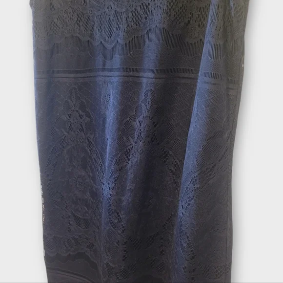 𝐃𝐘𝐍𝐀𝐌𝐈𝐓𝐄 - 𝐁𝐥𝐚𝐜𝐤 𝐃𝐫𝐞𝐬𝐬 𝐰𝐢𝐭𝐡 𝐋𝐚𝐜𝐞 𝐎𝐯𝐞𝐫𝐥𝐚𝐲 - Picture 4 of 9